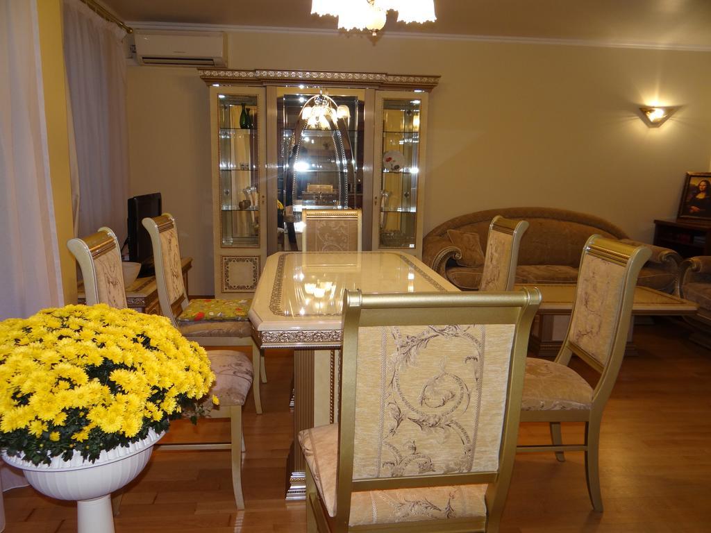 Luxury Versailles Apartments Center Opera Burgas ห้อง รูปภาพ